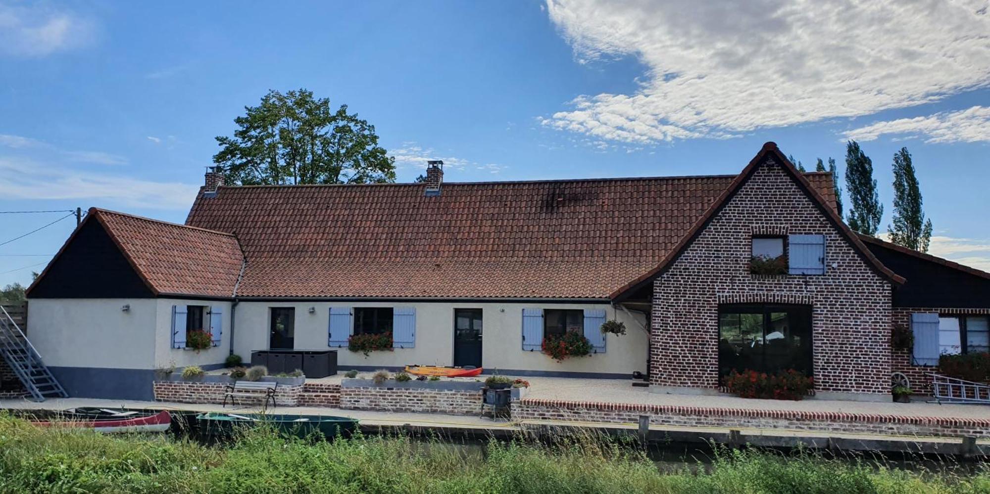 Au Chemin Du Paradis Gite De 10 Personnes 4 Etoiles Saint-Martin-Lez-Tatinghem Esterno foto